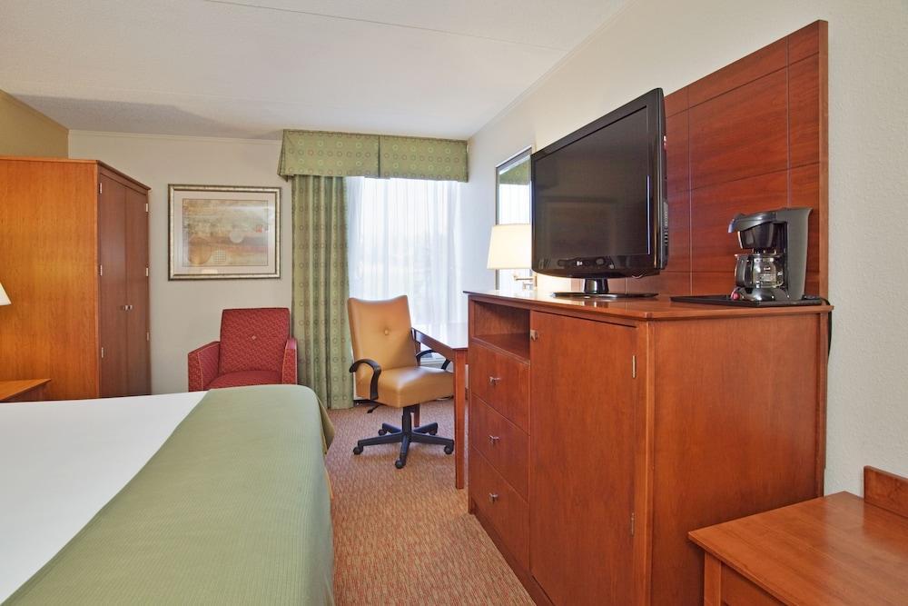 Hotel Express By Ihg Lynchburg